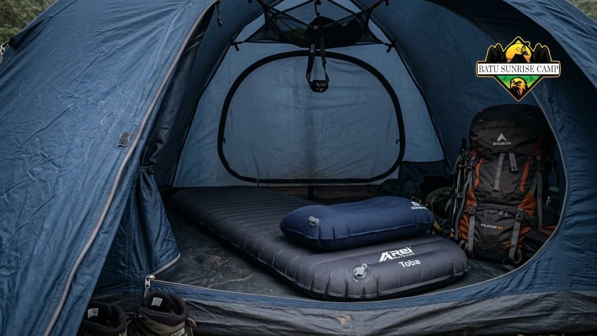 Matras inflatable camping yang ringkas dan nyaman